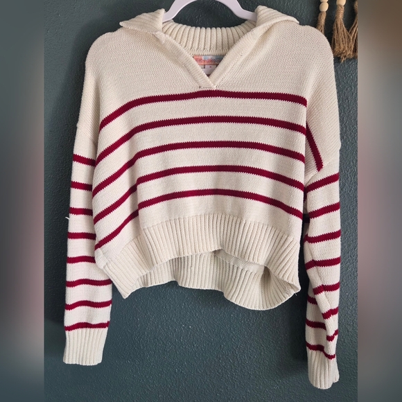 Watermelon Sugar Sweaters - Women's Oversized Cropped Cream and Red Med Size Striped V-Neck Sweater